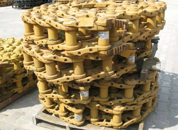 Фото Цепь гусеничная 45L Komatsu PC210-8K