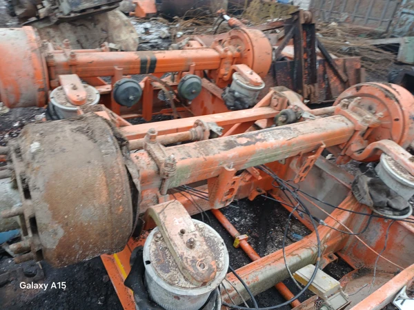 Фото Оси полуприцепа sertel