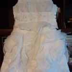 Фото №2 Нарядное платье для праздников девочке 3.5-4 года