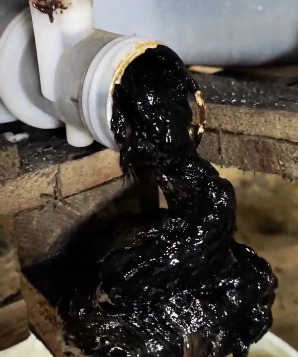 Фото Каучук растворенный в масле