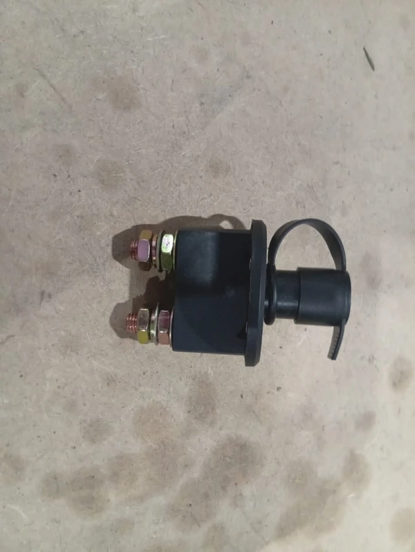 Фото Выключатель массы Ман 24V большой