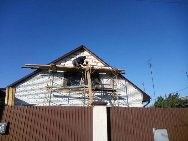 Фото Кладка кирпича,заливка фундамента.