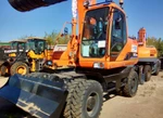 фото Колесный экскаватор Doosan S180W