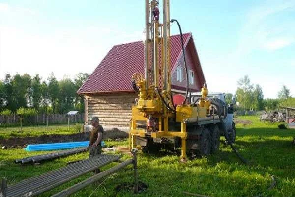 Фото Бурение на воду