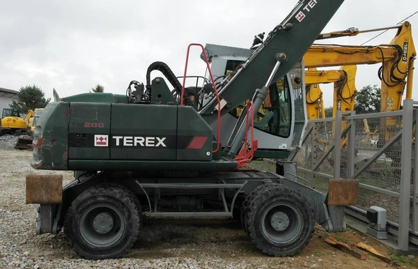 Фото Грейферный перегружатель Terex