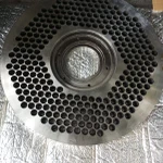 фото Матрица для пласткомпактора Condus (Polimech). Диаметр 450 мм,толщина 31 мм, сталь 40х, закаленная