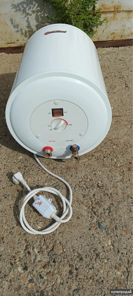 Фото Накопительный водонагреватель