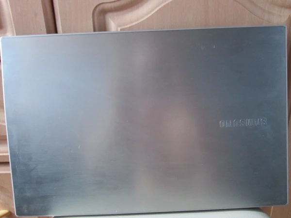 Фото Ноутбук Samsung NР305V5А-S0HRU + Samsung NР-R60S