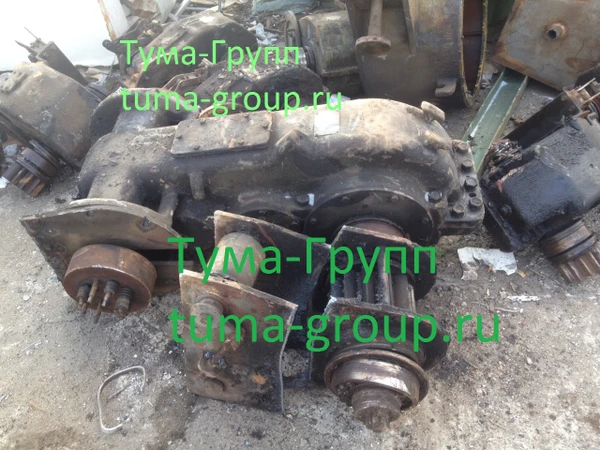 Фото Продаём редукторы вылета, поворота, подъема на портальный Альбтрос. В наличии широкий выбор редукторов на портальный кран Альбатрос.