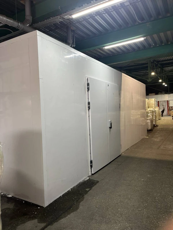 Фото Среднетемпературная камера для хранения молочной продукции