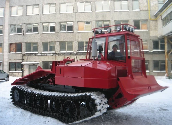 Фото Трактор трелевочный "Онежец 320"