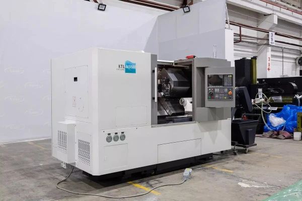 Фото Токарный станок с наклонной станиной KTL44S/500