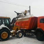 Уборка и вывоз снега спецтехникой.Быстро