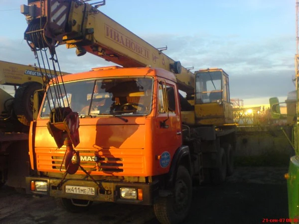 Фото Автокран в аренду 15 тонн.
