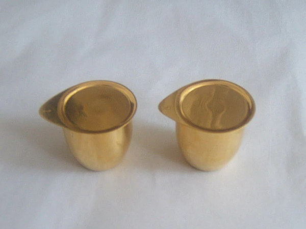 Крышка к микротигелю из золота № 109-8 ГОСТ 6835-2002