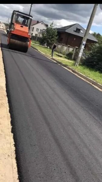 Фото Асфальтирований дорог 