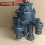 Фото №2 Компания ООО &quot;ЭК &quot;Факт&quot; продаст из наличия краны