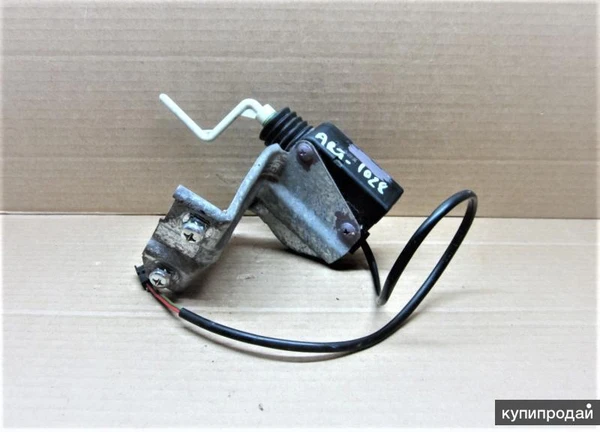 Фото Активатор лючка бензобака - Opel Omega ) 1994-2003 | B, CARAVAN