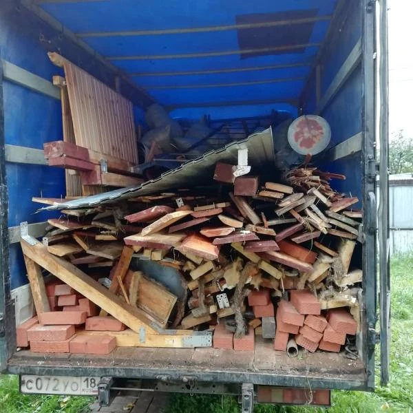 Фото Демонтаж старой бани 