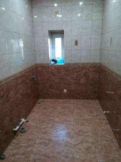 Фото Плиточник