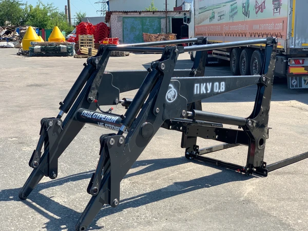Фото Погрузчик фронтальный навесной УПН-0,8 (ПКУ)