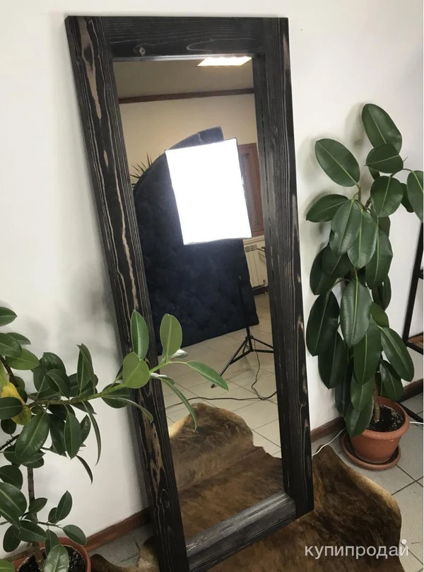 Фото Зеркало лофт напольное