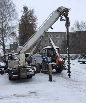 Фото Аренда ямобура с вылетом 10м