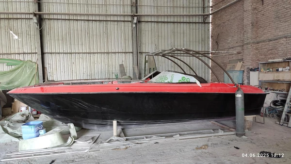 Фото Катер Макисмус-750, моторный, пластиковый, мощный