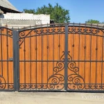 Фото №5 Кованные ворота из профнастила