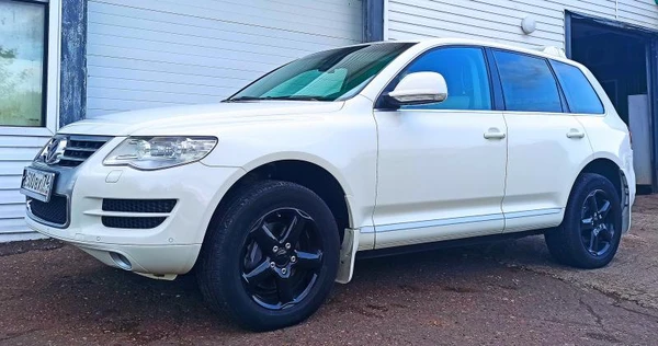 Фото Volkswagen Touareg (Аренда с водителем)