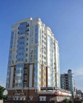 Фото Сдам в аренду торговое помещение 186 м2 Кузнечная ул., 12