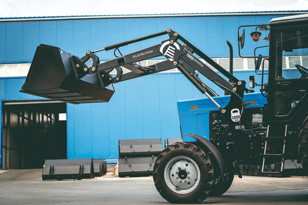 Фото Кун на мтз Турс 1000У с еврорамкой