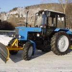 Чистка снега, аренда трактора мтз 82 (отвал, щетка