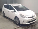 фото Минивэн гибрид Toyota Prius Alpha кузов ZVW41W модификация S Tune Black гв 2014