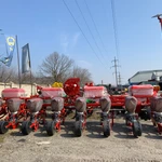 фото Сеялка пневматическая междурядная УПС-8