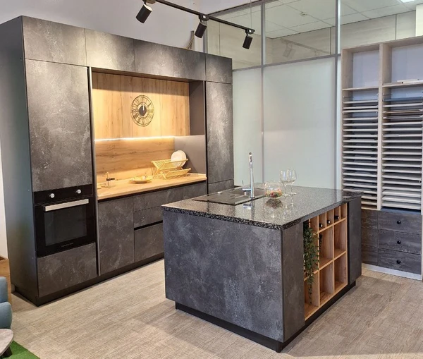 Фото Готовый бизнес: шоурум мебели