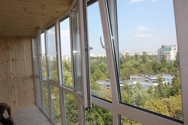 Фото Остекление  и отделка балконов 