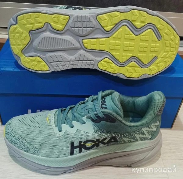 Фото Кроссовки Hoka новые