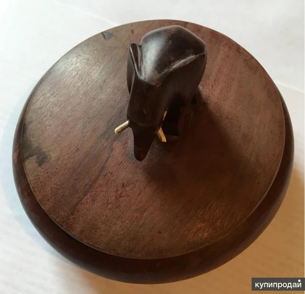 Фото Шкатулка красного дерева «Слон»