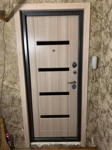 Фото Профессиональный монтаж дверей. 