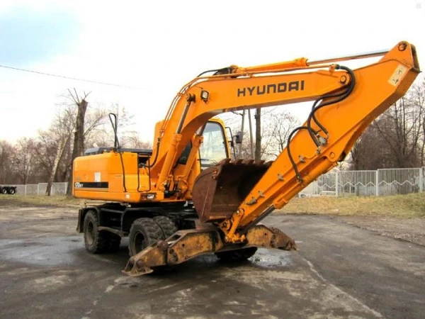 Фото Аренда Экскаватора Hyundai 180W