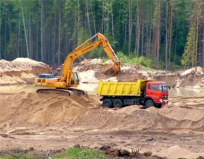 Фото Доставка грунта для отсыпки. песок щебень пгс