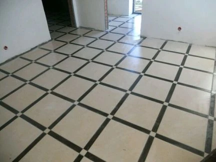 Фото Плиточник