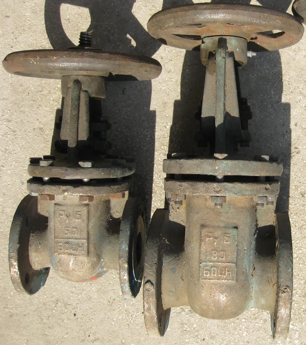 Фото Задвижки Бронзовые 30б3бк Ру16 Ду50, Ду80