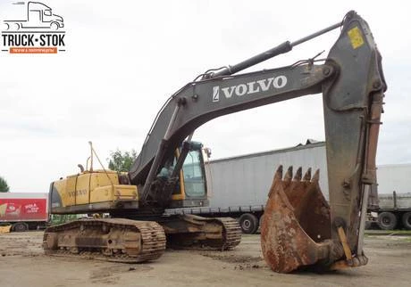 Фото Гусеничный экскаватор Volvo EC290