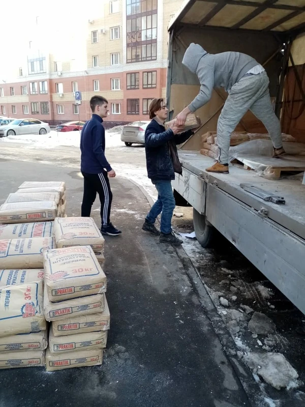 Фото Грузчики для погрузочно-разгрузочных работ в Омске