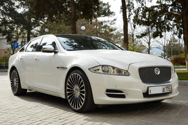 Фото Прокат Jaguar ХJ (S класс), авто на свадьбу