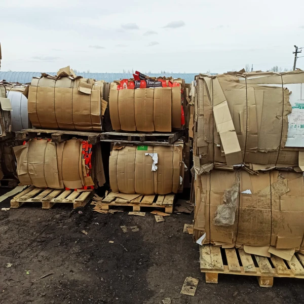 Фото Продажа вторсырья (макулатура прессованная МС-5Б) 20 ТОНН.