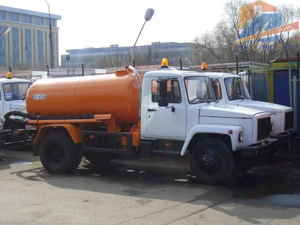 Фото Выкачка шамбо, ям, септиков. Ассенизатор. Откачка ЖБО. 