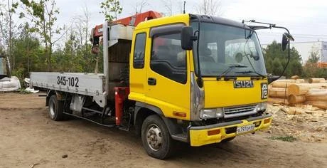 Фото Самопогрузчик (манипулятор) Isuzu борт 5 тонн, срела 3 тонны